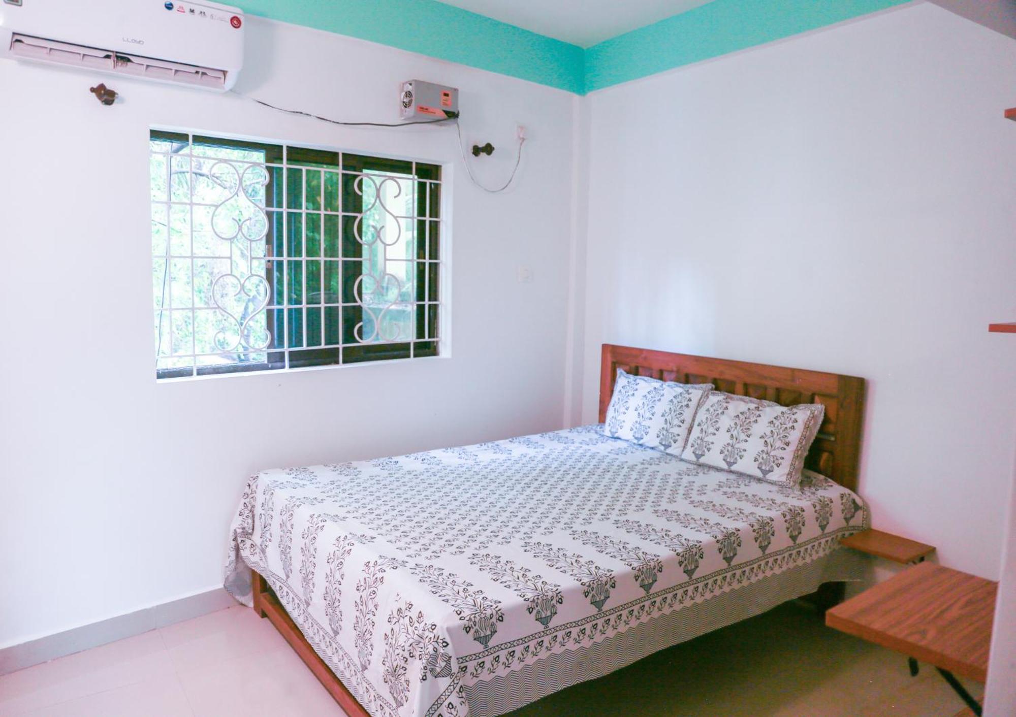Kumbaya Beachside Hostel & Apartments At Arambol Beach Exterior foto