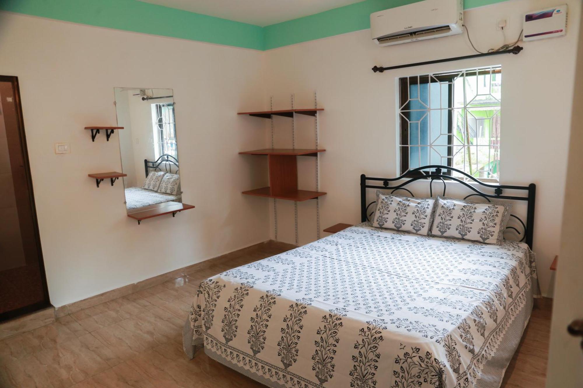 Kumbaya Beachside Hostel & Apartments At Arambol Beach Exterior foto